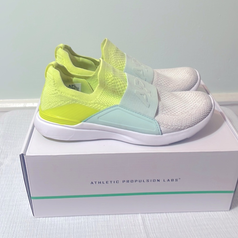 APL techloom bliss neon - size 7